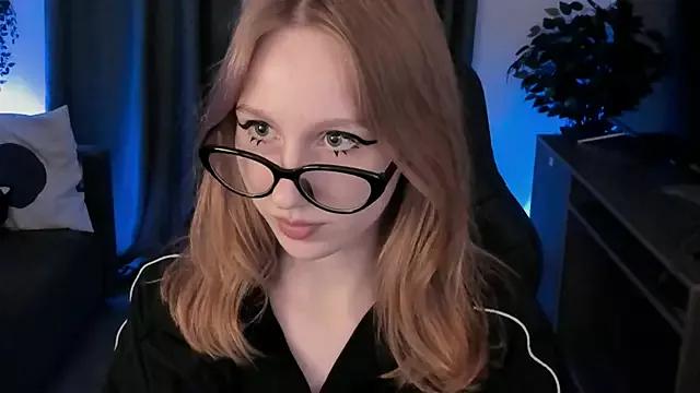DariaTate from StripChat is Freechat