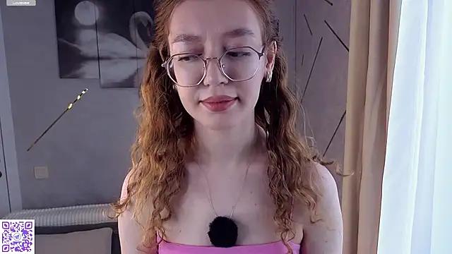 DarleneFairleigh from StripChat is Freechat