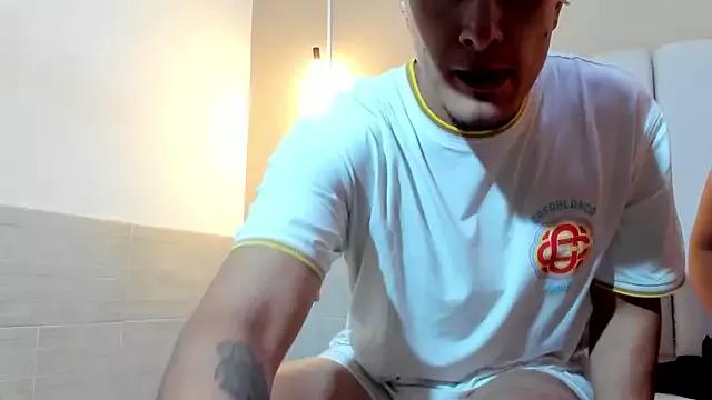 DAVID_VICTORIAA from StripChat is Freechat