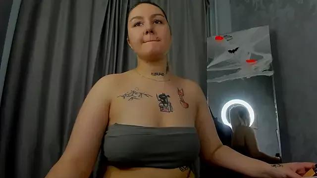 Customizable and immersive - Activate your taste buds and check-out our delicious choice of bondage cams streams with excited models getting their amazing bodies screwed with their beloved sex toys.