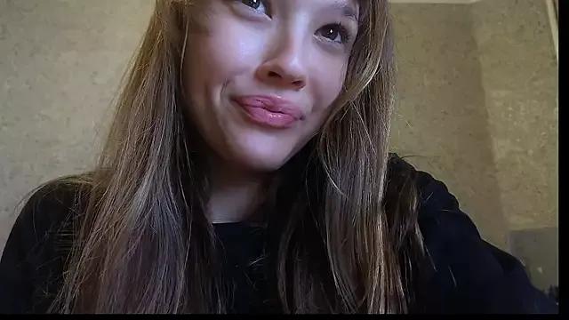 DemiDee from StripChat is Freechat