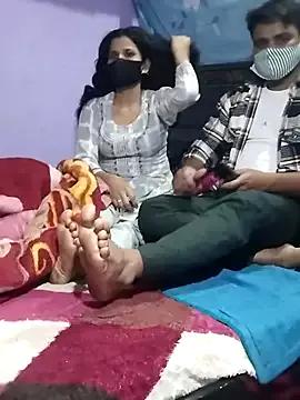 Desi_muslimcouple from StripChat is Freechat