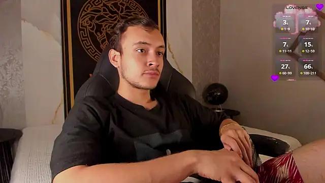 Desmond_Clark from StripChat is Freechat