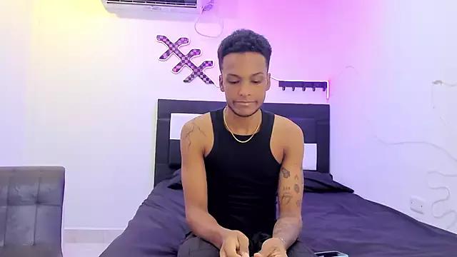 Dinasty_Moon_ from StripChat is Freechat