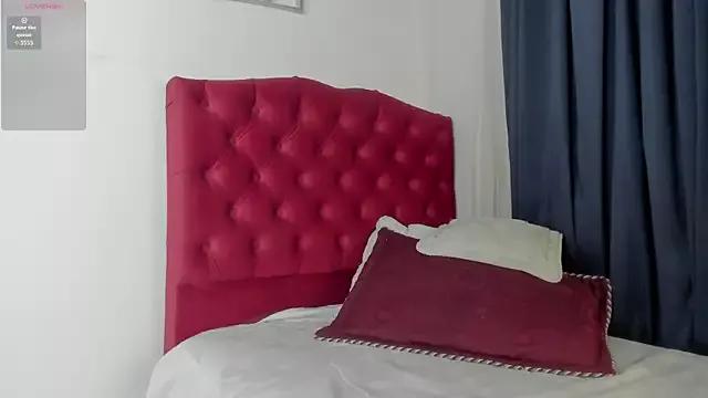 Diosavera from StripChat is Freechat