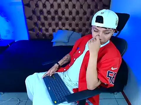 dominic_dark from StripChat is Freechat