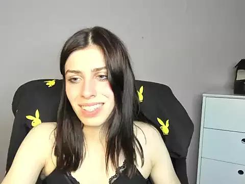 dreamPIA from StripChat is Freechat