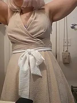 DROPPEDEADDAISY from StripChat is Freechat
