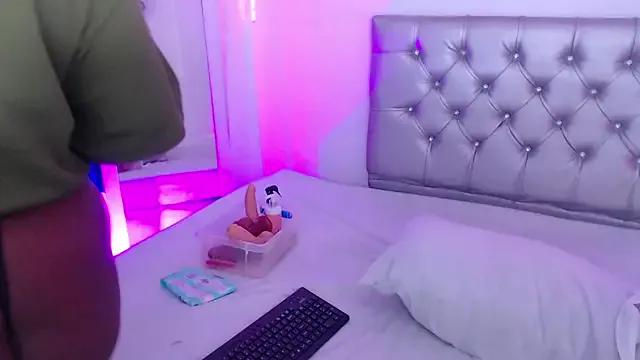 Customizable and immersive - Activate your taste buds and check-out our delicious choice of bondage cams streams with excited models getting their amazing bodies screwed with their beloved sex toys.