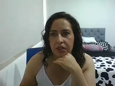 ElaineMilf from StripChat is Freechat