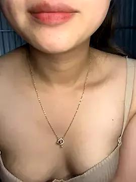 Elisali88 from StripChat is Freechat