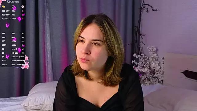 ElizabethDixon from StripChat is Freechat