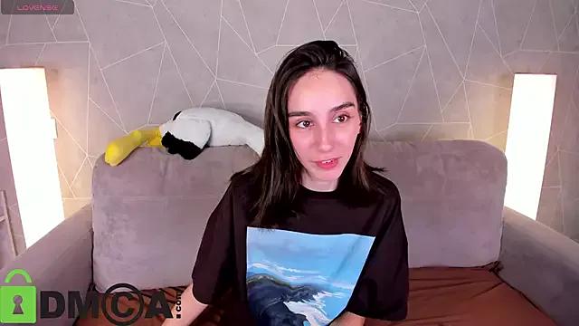ElizabethElison from StripChat is Freechat