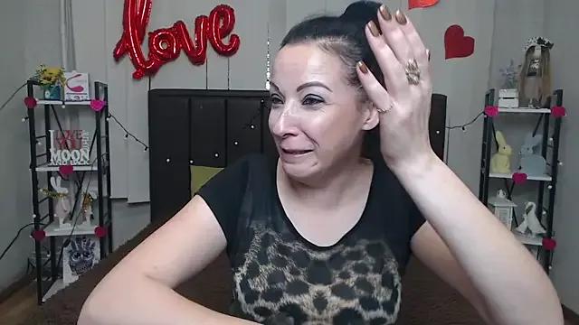 ElizabethSho from StripChat is Freechat