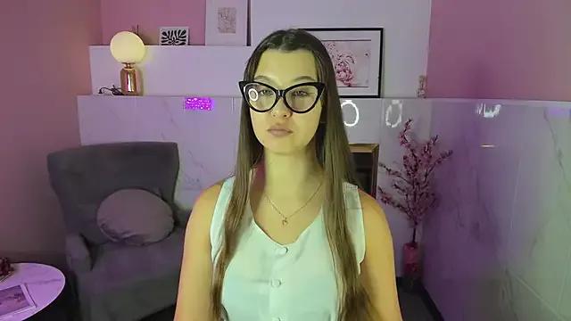 ElizaMild from StripChat is Freechat