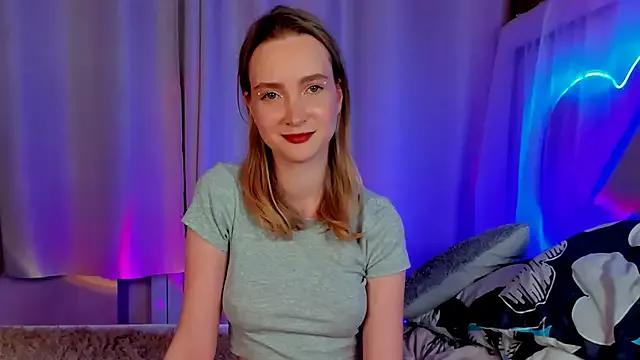 EllaBloom from StripChat is Freechat