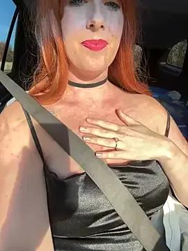 EllieEnchantress from StripChat is Freechat