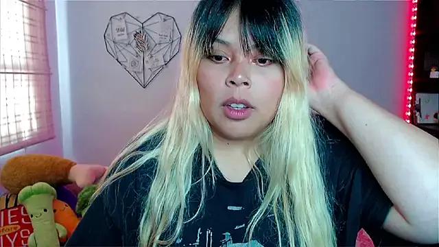 EllieMoonX from StripChat is Freechat