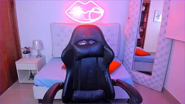 Customizable and immersive - Activate your taste buds and check-out our delicious choice of bondage cams streams with excited models getting their amazing bodies screwed with their beloved sex toys.