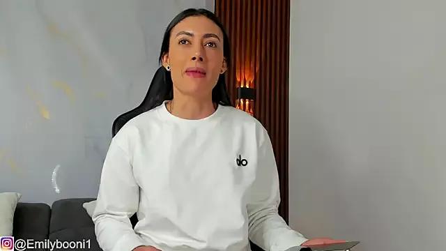 EmilyBoonny1 from StripChat is Freechat