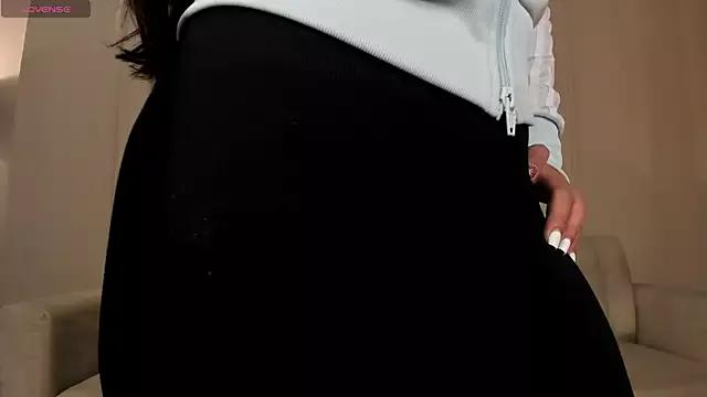 EmilyJohnsonX1 from StripChat is Freechat