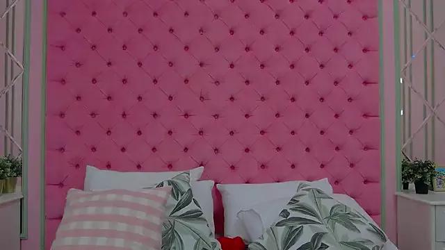 Customizable and immersive - Activate your taste buds and check-out our delicious choice of bondage cams streams with excited models getting their amazing bodies screwed with their beloved sex toys.