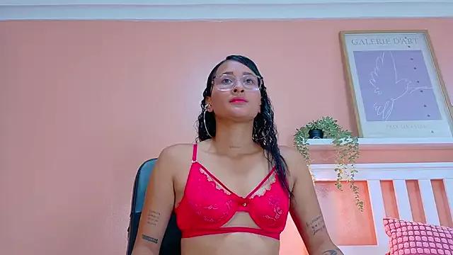 EmilyRoss__ from StripChat is Freechat