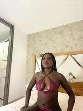 EmiParks from StripChat is Freechat