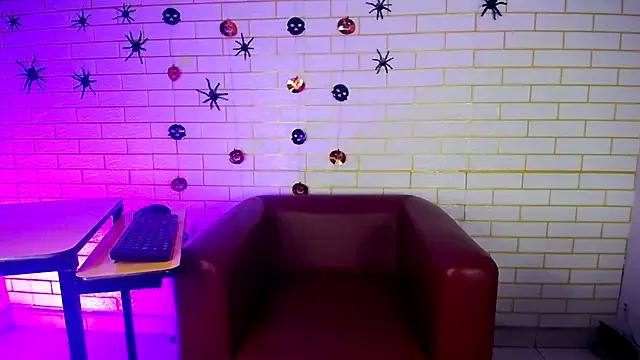 Customizable and immersive - Activate your taste buds and check-out our delicious choice of bondage cams streams with excited models getting their amazing bodies screwed with their beloved sex toys.