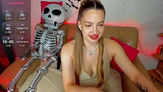 Customizable and immersive - Activate your taste buds and check-out our delicious choice of bondage cams streams with excited models getting their amazing bodies screwed with their beloved sex toys.