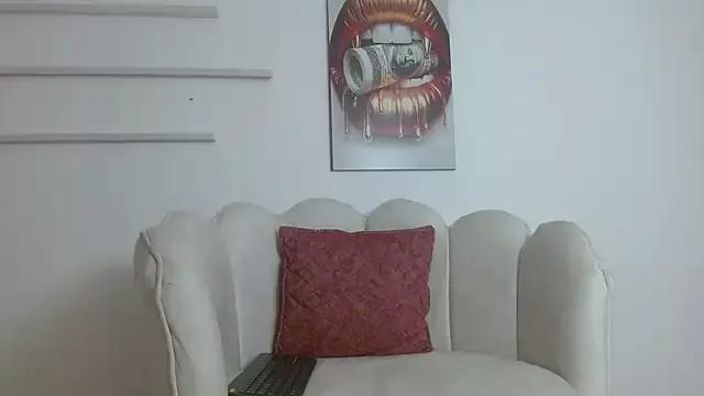 Emma_naughty_Ass from StripChat is Freechat