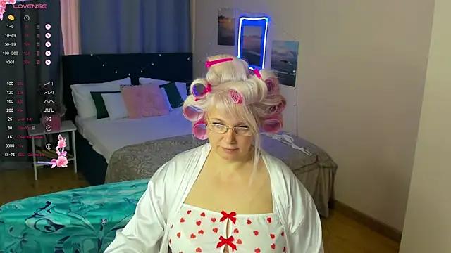 Customizable and immersive - Activate your taste buds and check-out our delicious choice of bondage cams streams with excited models getting their amazing bodies screwed with their beloved sex toys.
