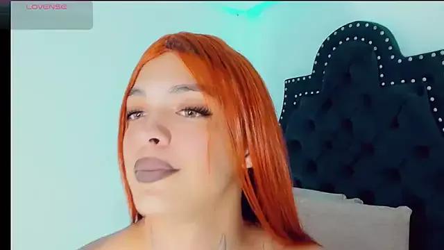Emmaa_Saenz_ from StripChat is Freechat