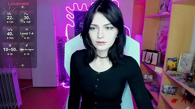 EmmaDarkk from StripChat is Freechat