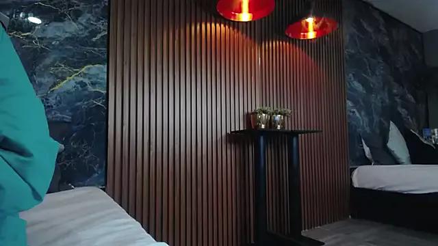 Emmily_walker_ from StripChat is Freechat