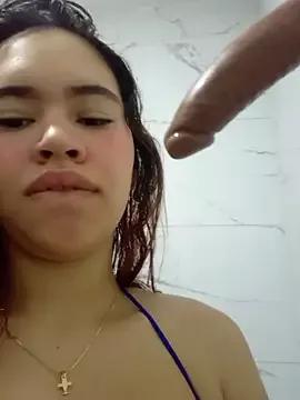 emy_ross_ from StripChat is Freechat