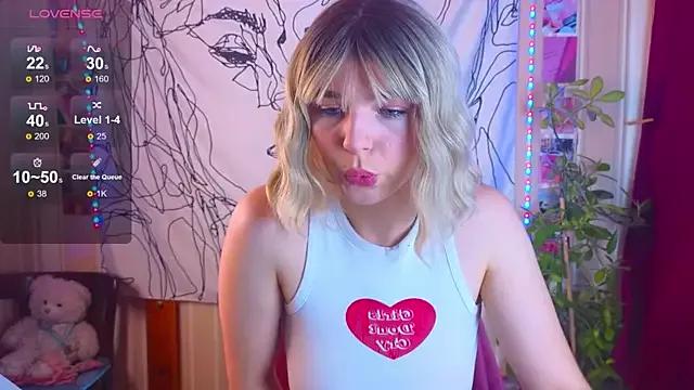 Erica_winterrr from StripChat is Freechat