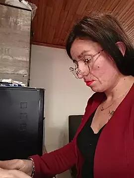 ERIKA__29 from StripChat is Freechat