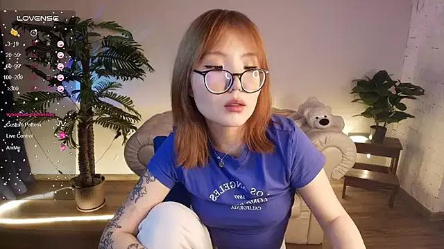 Erikawai from StripChat is Freechat