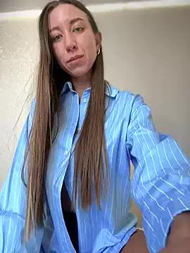 Eva_SweetCatt from StripChat is Freechat