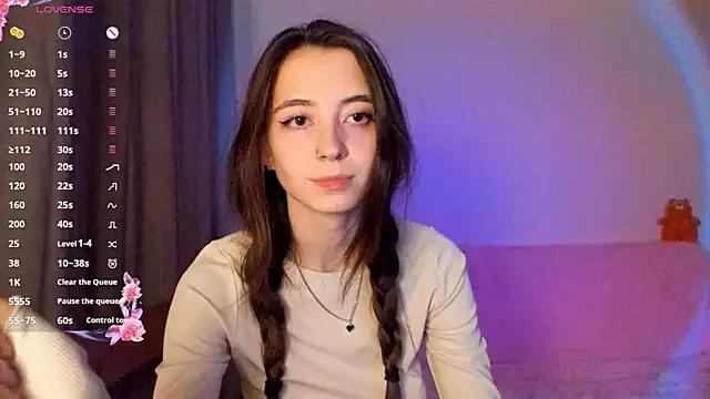 EvaBradley from StripChat is Freechat