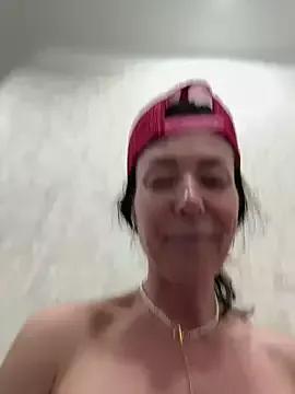 eveangelll from StripChat is Freechat