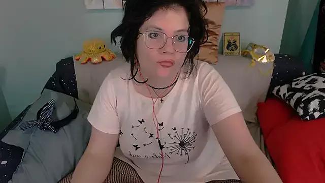 EverlyRays from StripChat