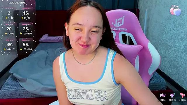Fera1_Berry from StripChat is Freechat