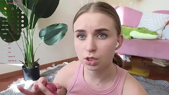 FlexiPixie from StripChat is Freechat