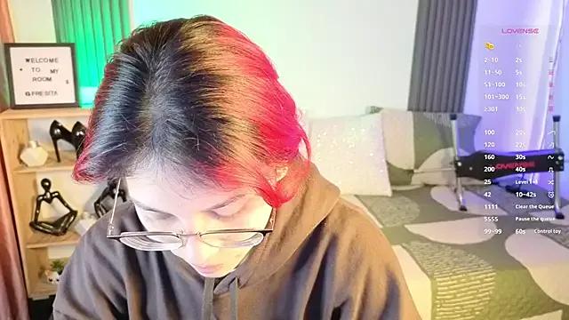 Fresita_Rosita from StripChat is Freechat