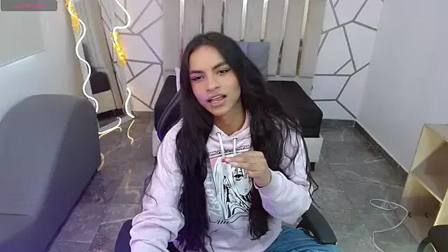 Freya_tay from StripChat is Freechat