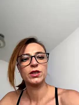 FuckingSunshine37 from StripChat is Freechat