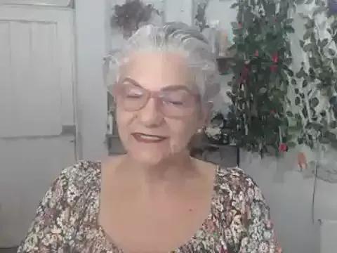FunnyGrandma from StripChat is Freechat