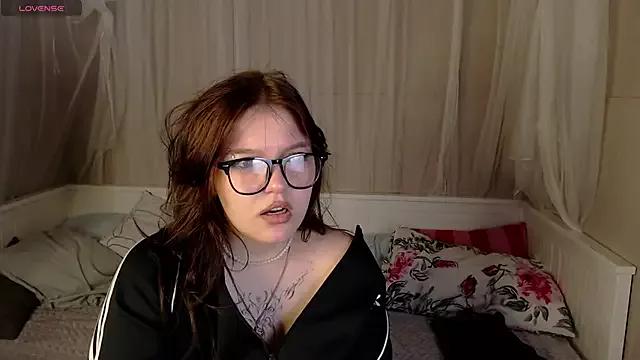 Gabriella_Soliis from StripChat is Freechat